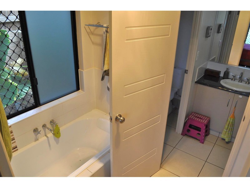 4 Michelina Close, Mareeba QLD 4880