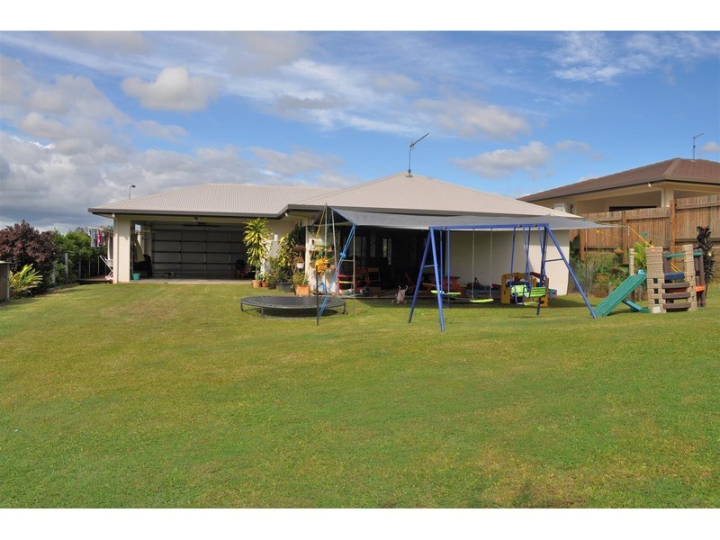 4 Michelina Close, Mareeba QLD 4880