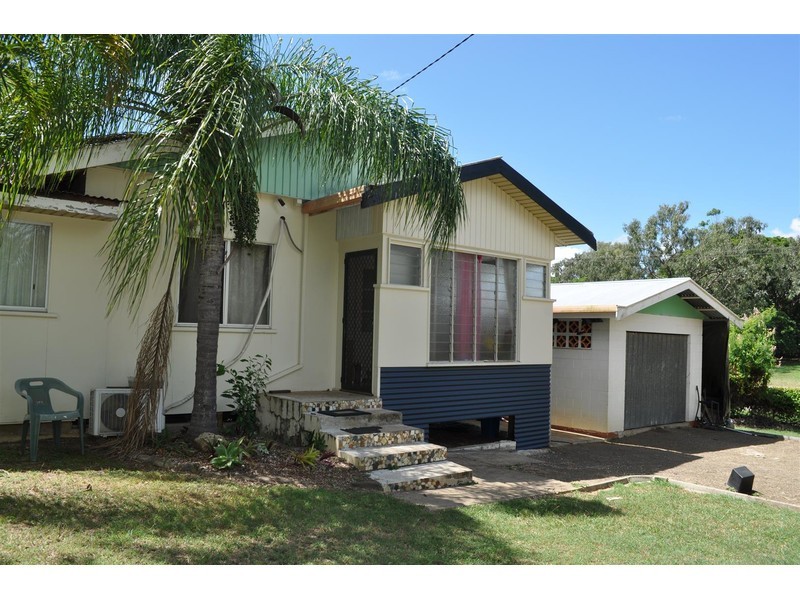 13 Eccles Street, Mareeba QLD 4880