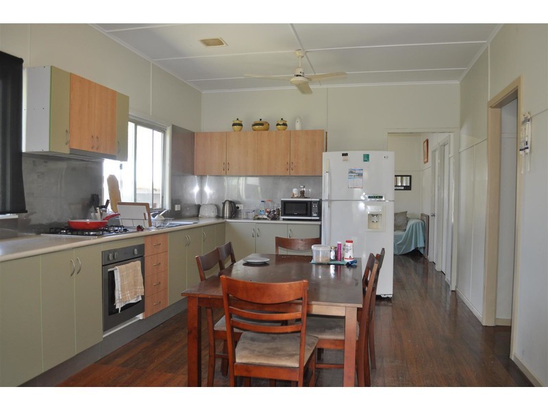 13 Eccles Street, Mareeba QLD 4880