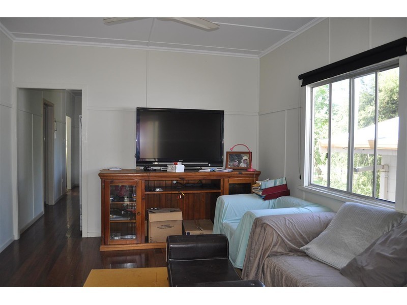 13 Eccles Street, Mareeba QLD 4880