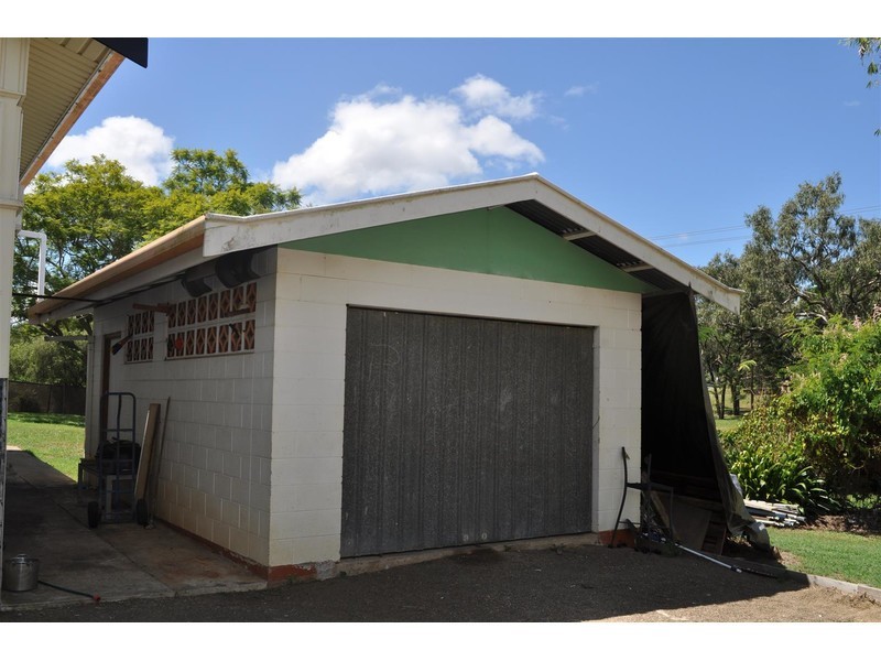 13 Eccles Street, Mareeba QLD 4880