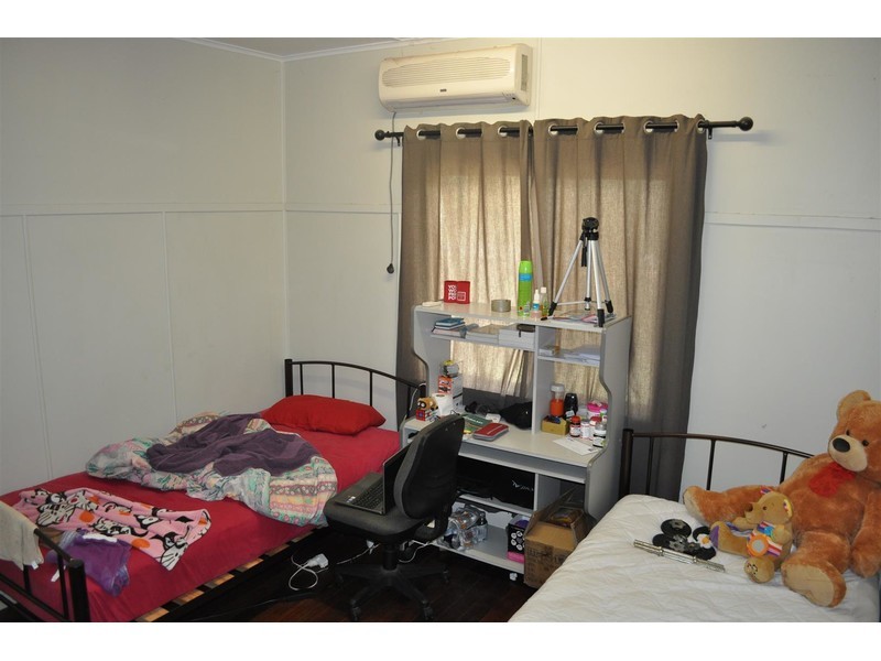 13 Eccles Street, Mareeba QLD 4880