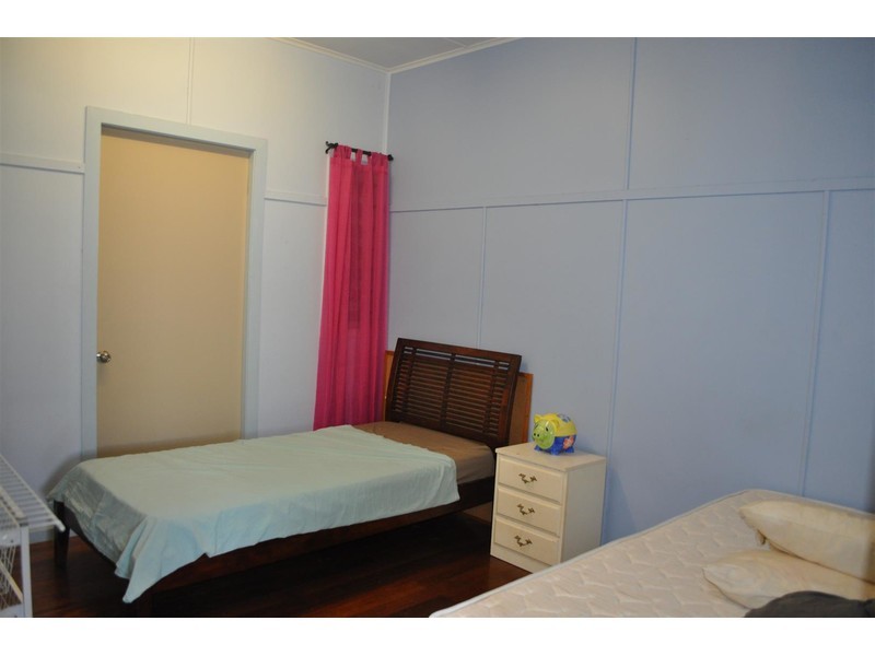 13 Eccles Street, Mareeba QLD 4880