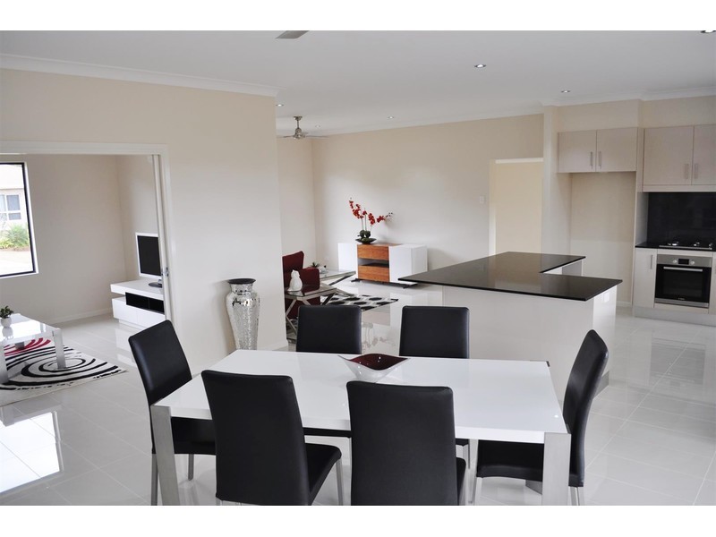 1 Michelina Close, Mareeba QLD 4880