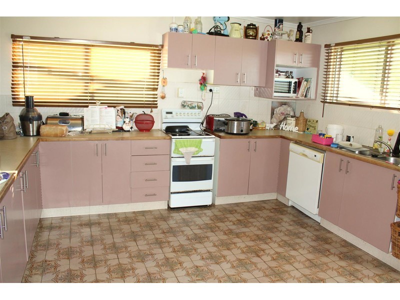 137 Leafgold Weir Road, Dimbulah QLD 4872