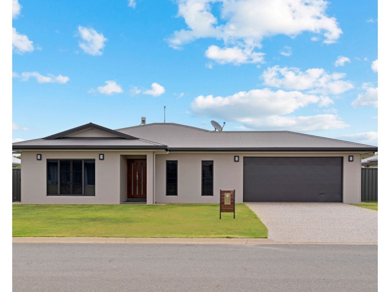 37 Karobean Drive, Mareeba QLD 4880