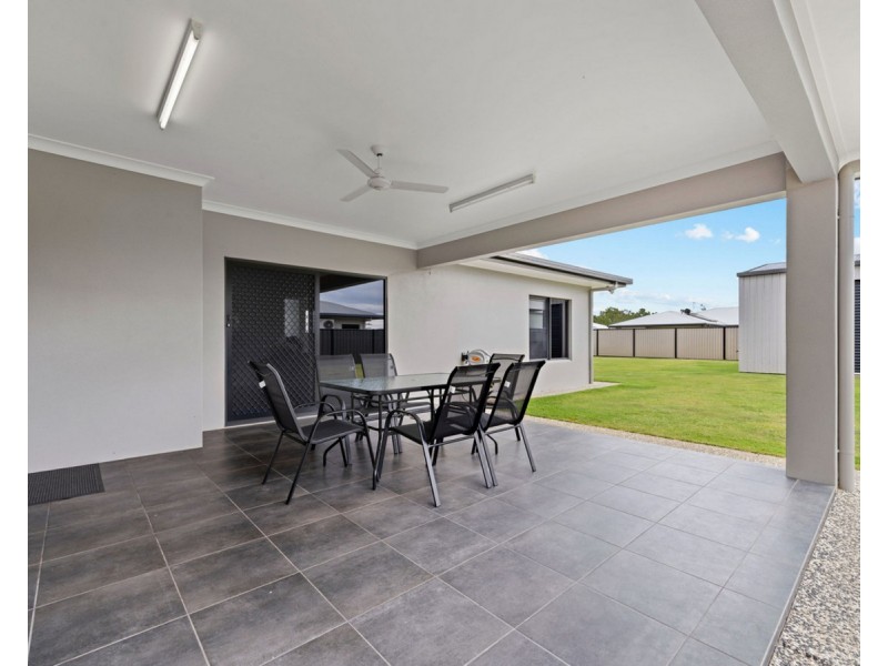 37 Karobean Drive, Mareeba QLD 4880