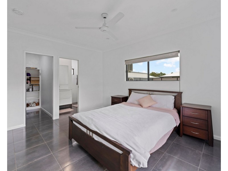 37 Karobean Drive, Mareeba QLD 4880