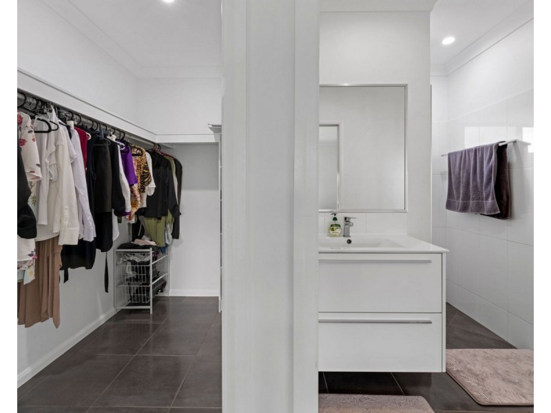 37 Karobean Drive, Mareeba QLD 4880