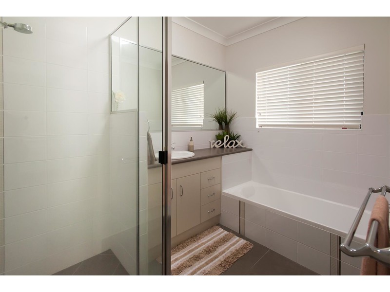 2 Maria Close, Mareeba QLD 4880