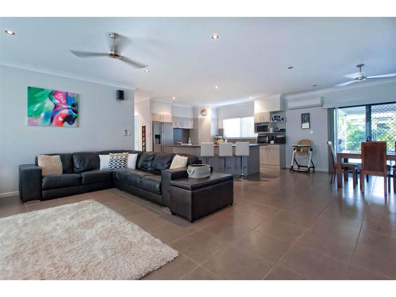 2 Maria Close, Mareeba QLD 4880