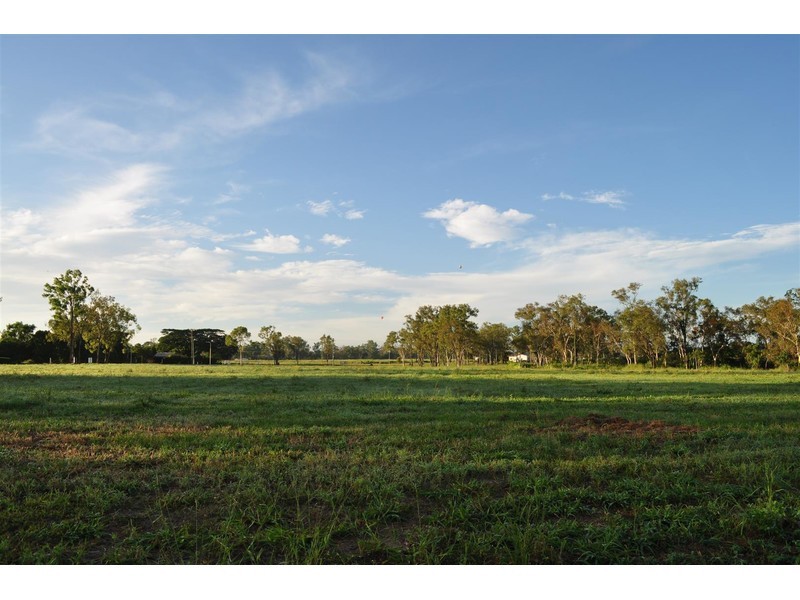 Lot 4,  Floreat Park Estate, Mareeba QLD 4880