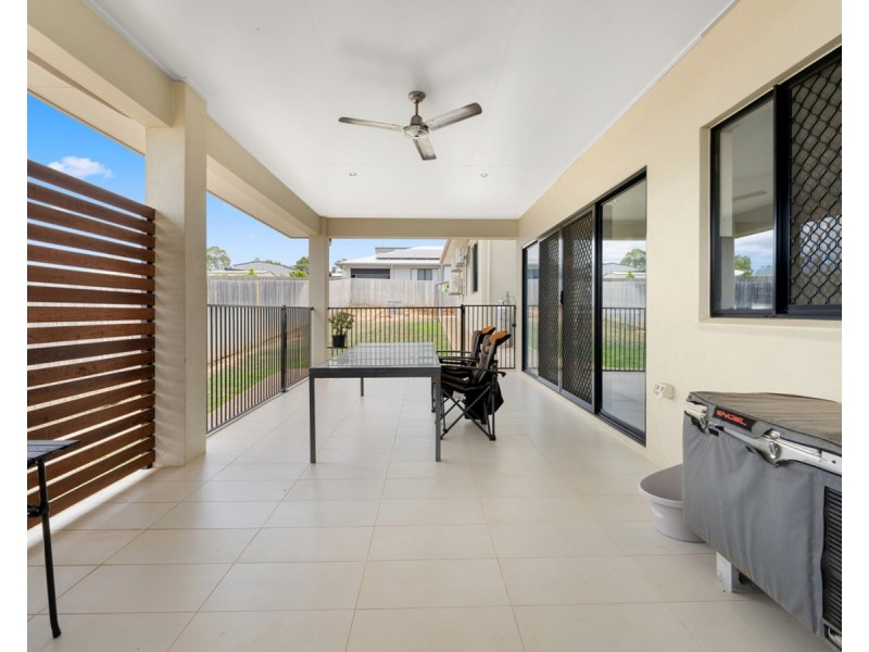 1 Michelina Close, Mareeba QLD 4880