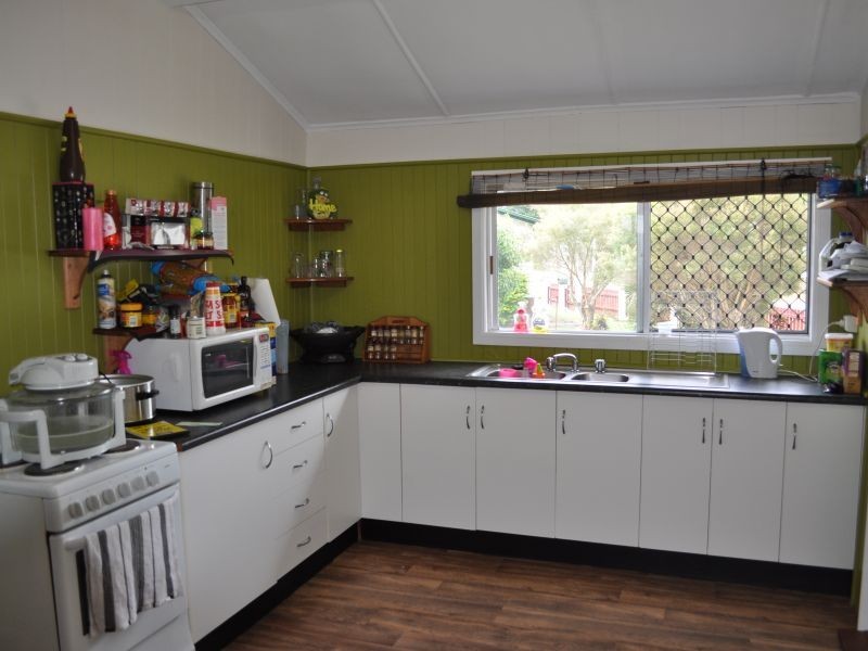 22 Petersen Street, Mareeba QLD 4880