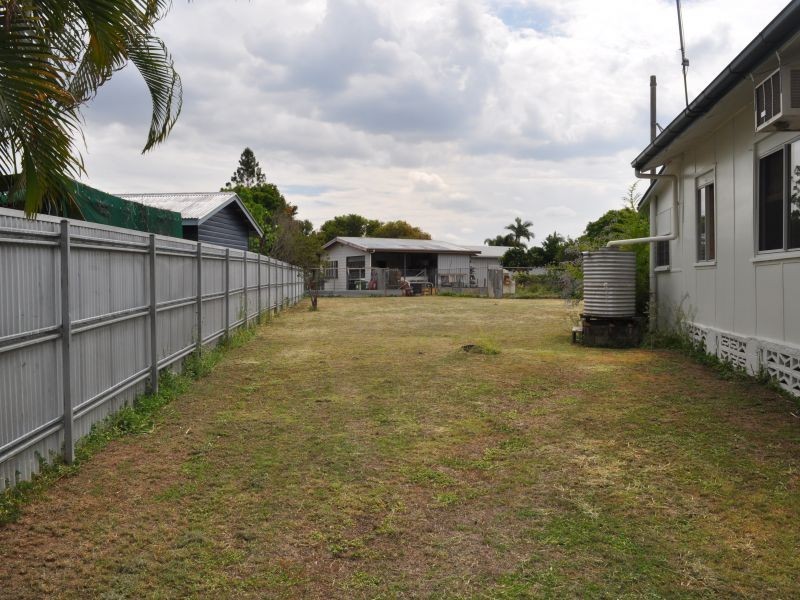 22 Petersen Street, Mareeba QLD 4880