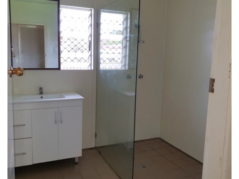 1 Costin Street, Mareeba QLD 4880