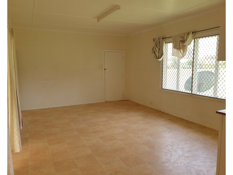 1 Costin Street, Mareeba QLD 4880