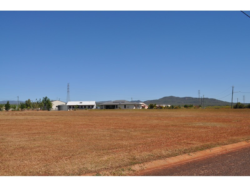 4 Teresa Close, Mareeba QLD 4880