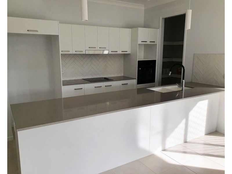 21 Antonio Drive, Mareeba QLD 4880