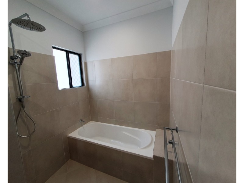 21 Antonio Drive, Mareeba QLD 4880