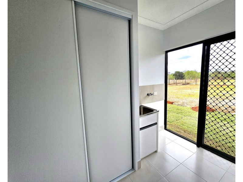 21 Antonio Drive, Mareeba QLD 4880
