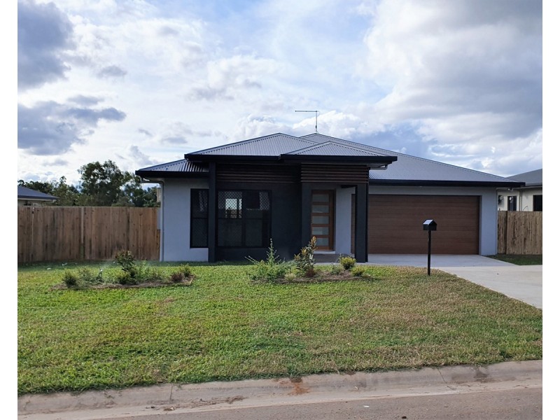 21 Antonio Drive, Mareeba QLD 4880