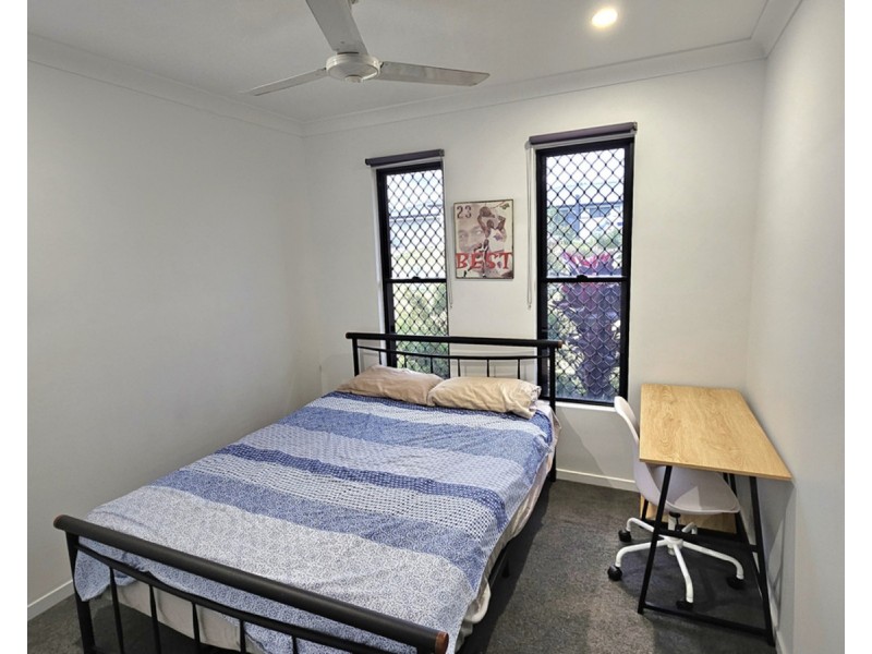 11 Antonio Drive, Mareeba QLD 4880