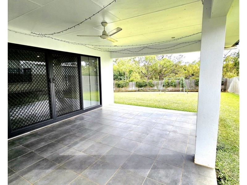 11 Antonio Drive, Mareeba QLD 4880