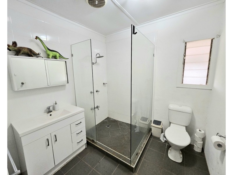 14-16 LAWSON Street, Tolga QLD 4882