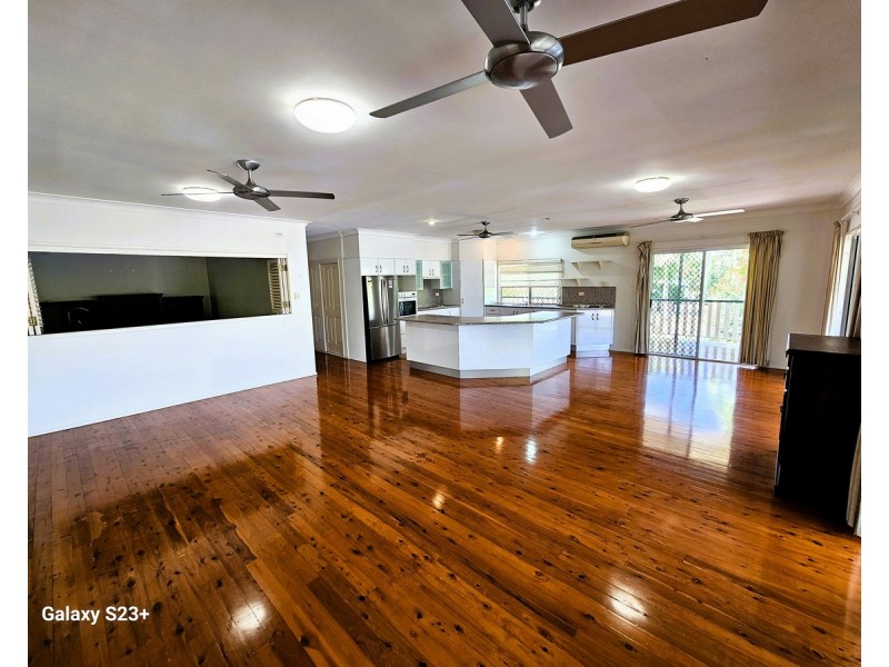 15 Walsh Street, Mareeba QLD 4880