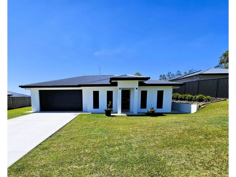 13 Sebastiano Close, Mareeba QLD 4880