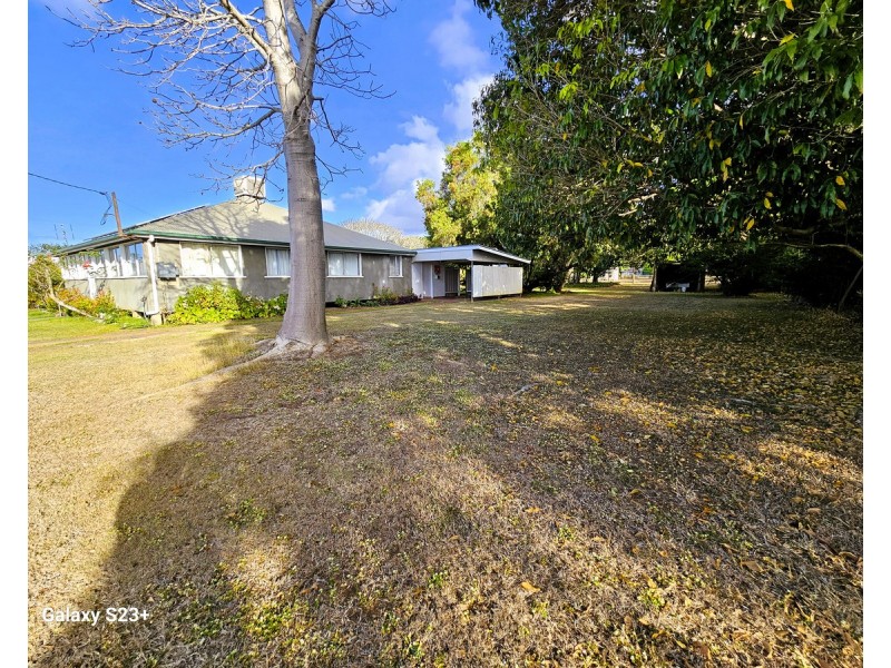16 Herberton, Mareeba QLD 4880