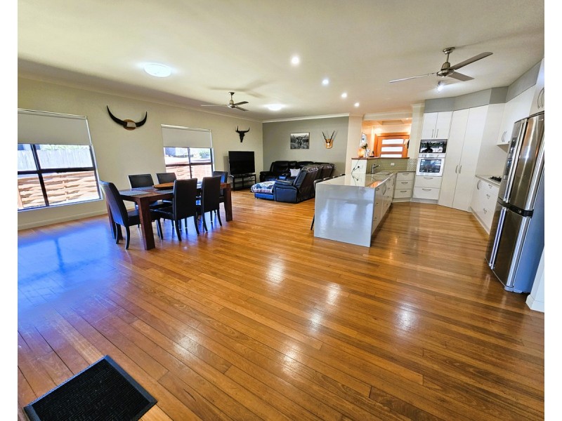 36 Storer Street, Atherton QLD 4883