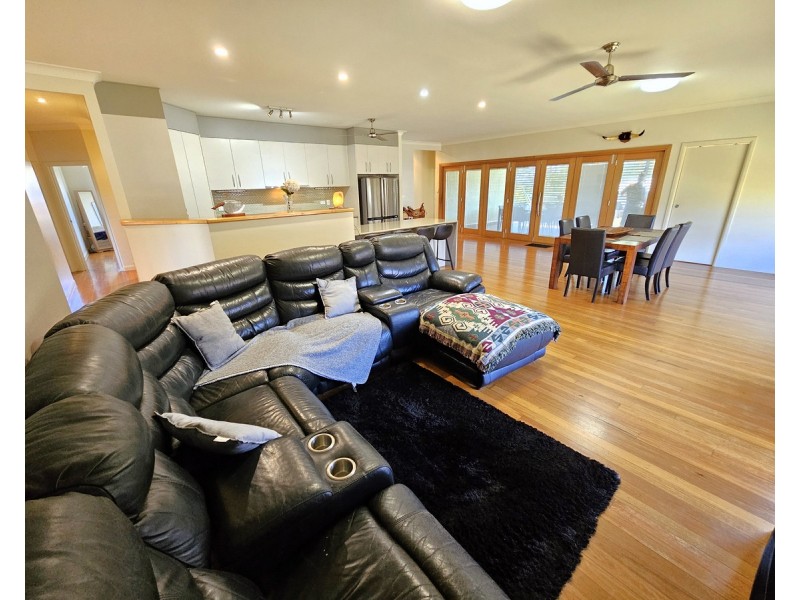 36 Storer Street, Atherton QLD 4883