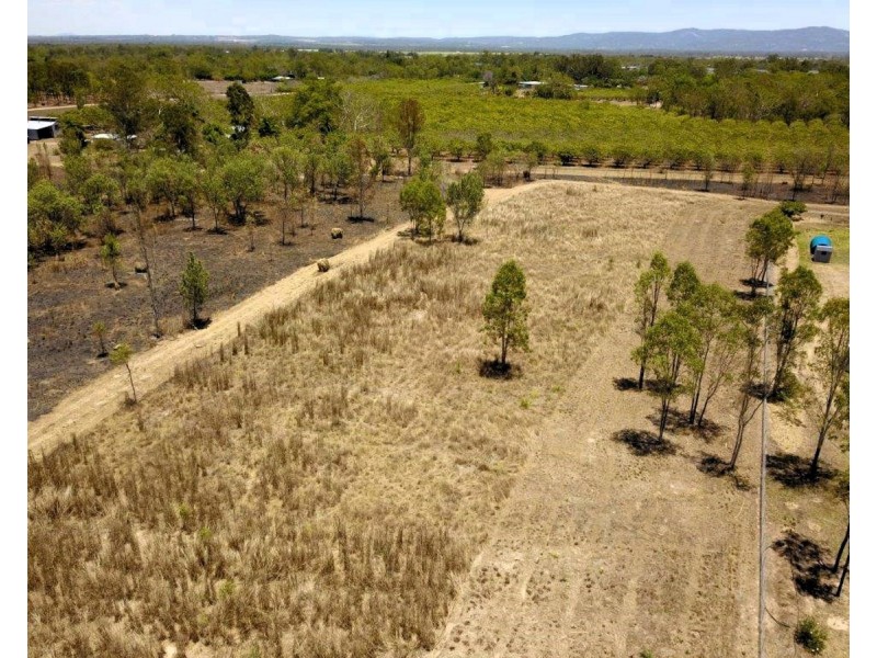 26 Emerald End Close, Mareeba QLD 4880