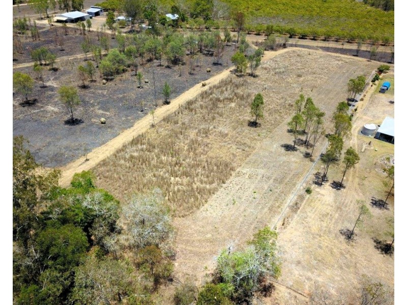26 Emerald End Close, Mareeba QLD 4880