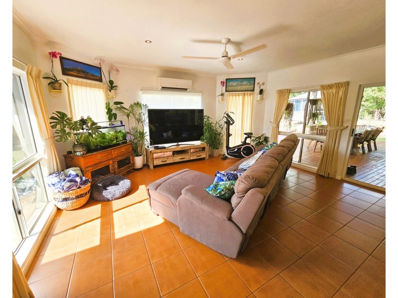 24 Wilkinson Drive, Tolga QLD 4882