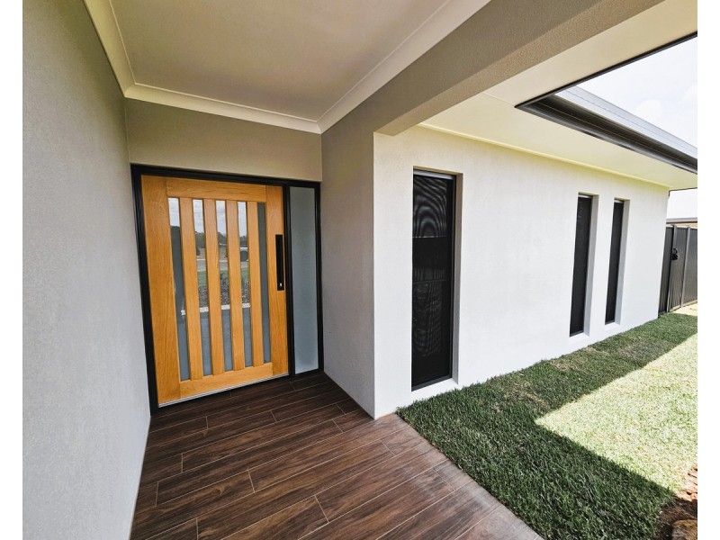 10 Pietro Court, Mareeba QLD 4880