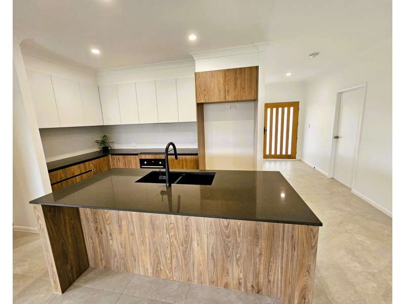10 Pietro Court, Mareeba QLD 4880