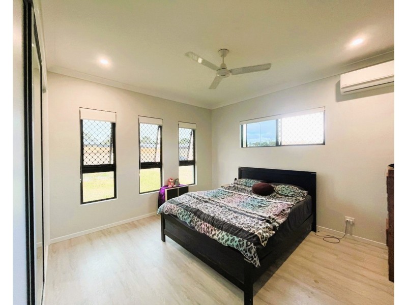 17 Antonio Drive, Mareeba QLD 4880