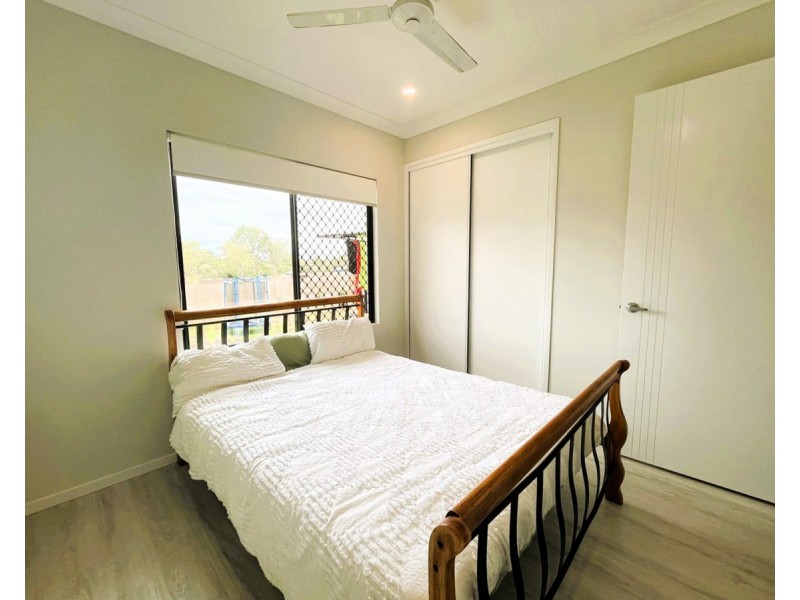 17 Antonio Drive, Mareeba QLD 4880