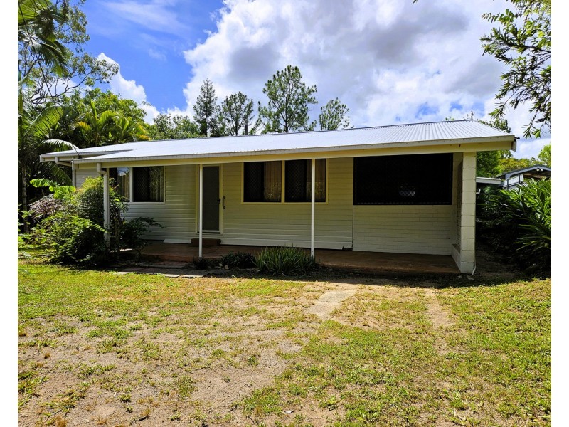 17 Walsh Street, Mareeba QLD 4880