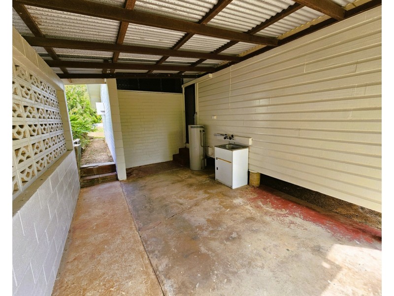 17 Walsh Street, Mareeba QLD 4880