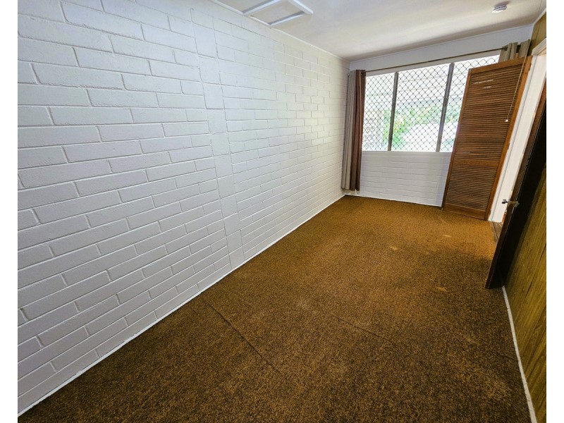 17 Walsh Street, Mareeba QLD 4880