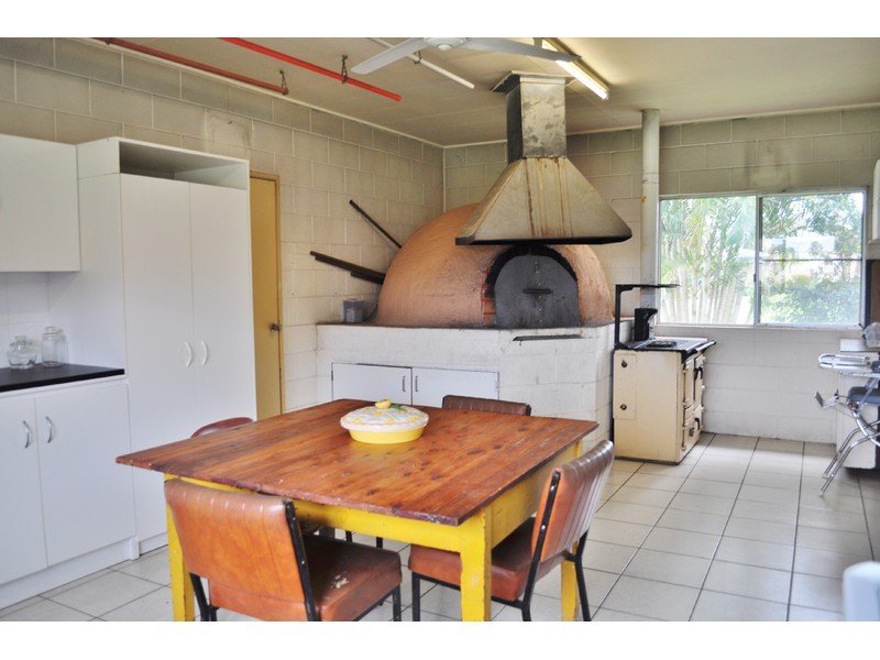 8 Myrteza Drive, Mareeba QLD 4880