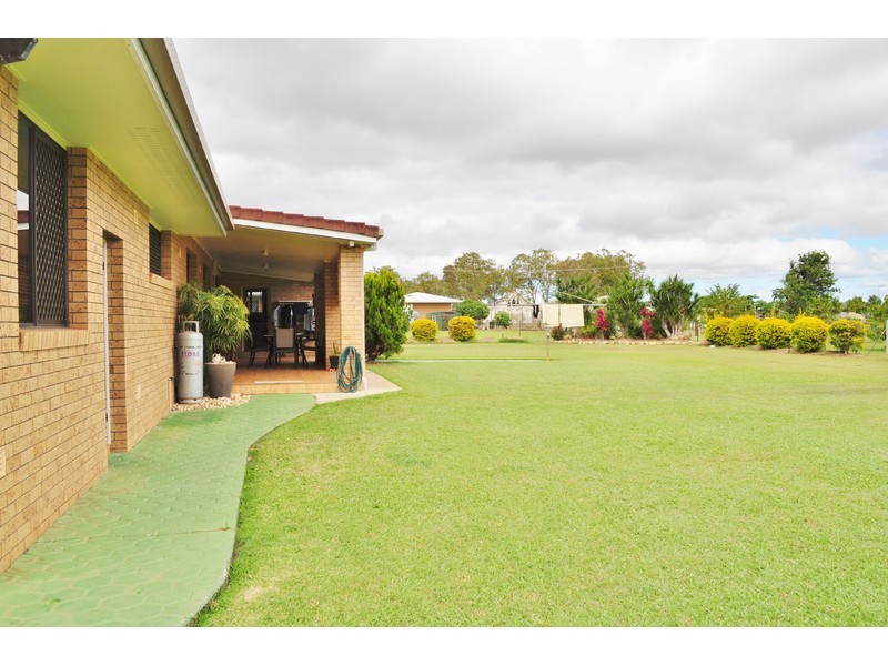 8 Myrteza Drive, Mareeba QLD 4880