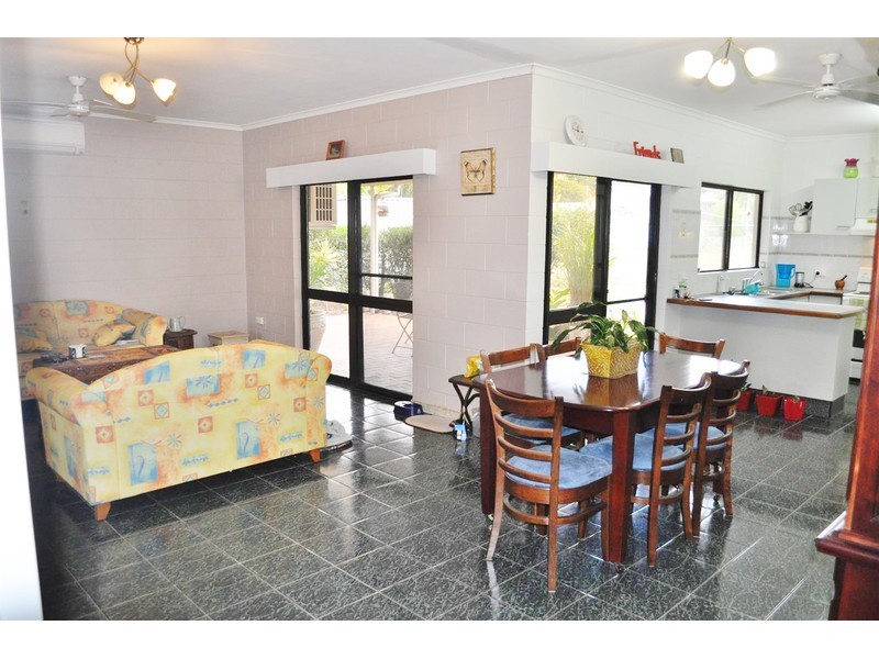 5 Clinton Close, Mareeba QLD 4880