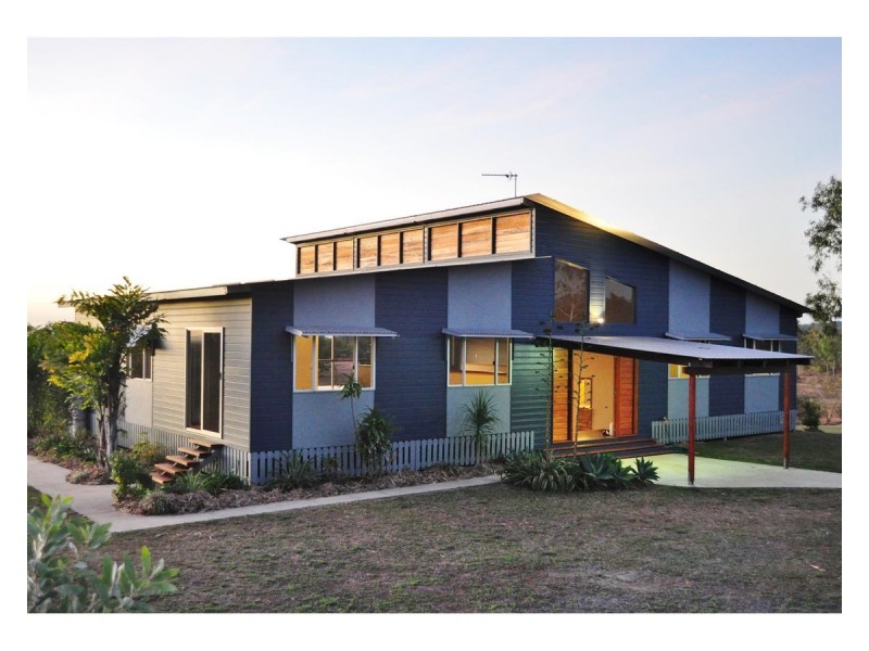 129 Coronet Drive, Mareeba QLD 4880