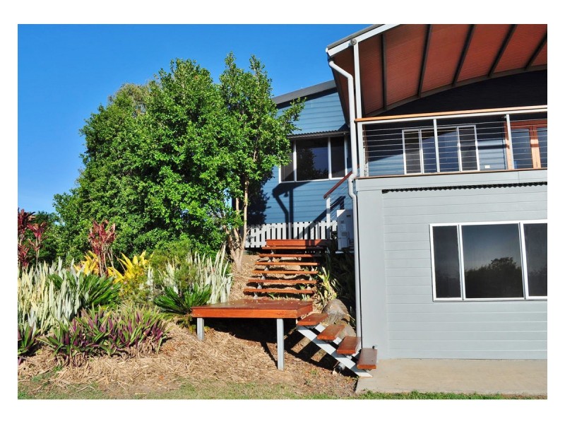 129 Coronet Drive, Mareeba QLD 4880
